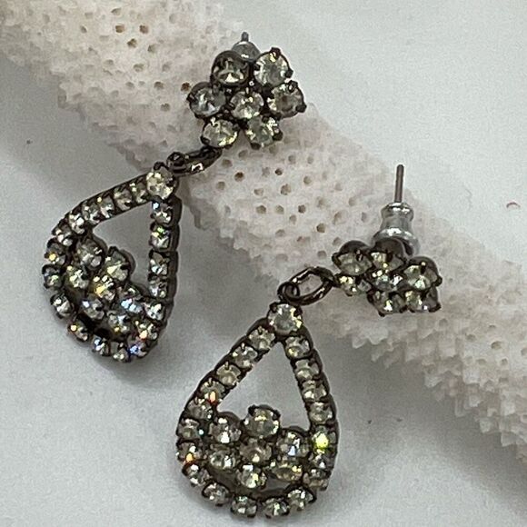 Swarovski Crystals Drop Earrings - Picture 3 of 6